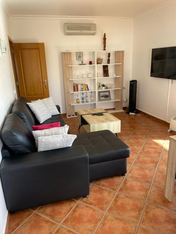 2 Bedrooms Apartment Vale Parra Praia Da Gale In A Privat Condominio Guia  Zewnętrze zdjęcie