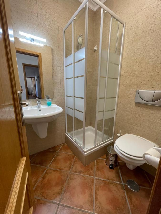 2 Bedrooms Apartment Vale Parra Praia Da Gale In A Privat Condominio Guia  Zewnętrze zdjęcie