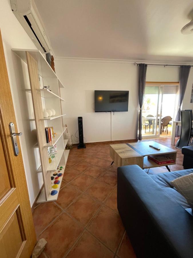2 Bedrooms Apartment Vale Parra Praia Da Gale In A Privat Condominio Guia  Zewnętrze zdjęcie